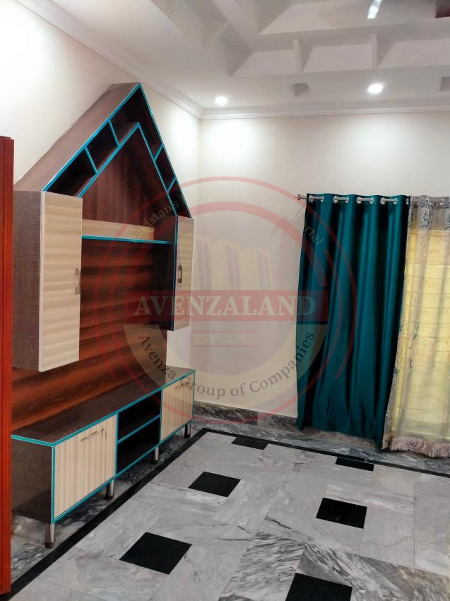 10 Marla House For sale in central park housing scheme Lahore