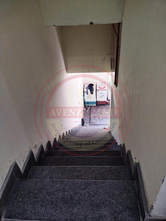 3 Marla House near in Ring Road  Lahore