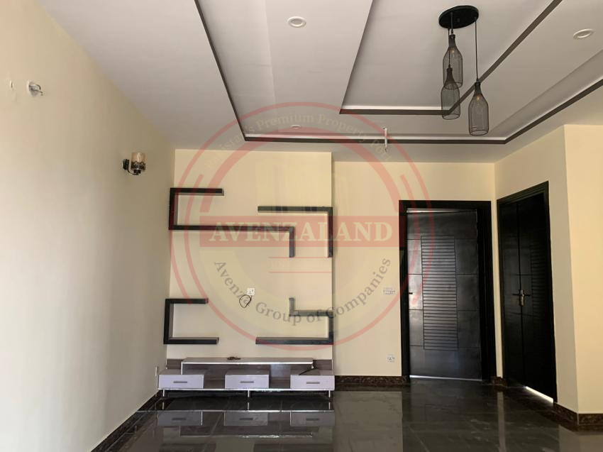 8 Marla Corner House For Sale New Satellite Town Sargodha