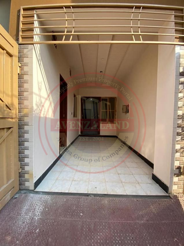 4 Marla House Available in Canal Road Faislabad