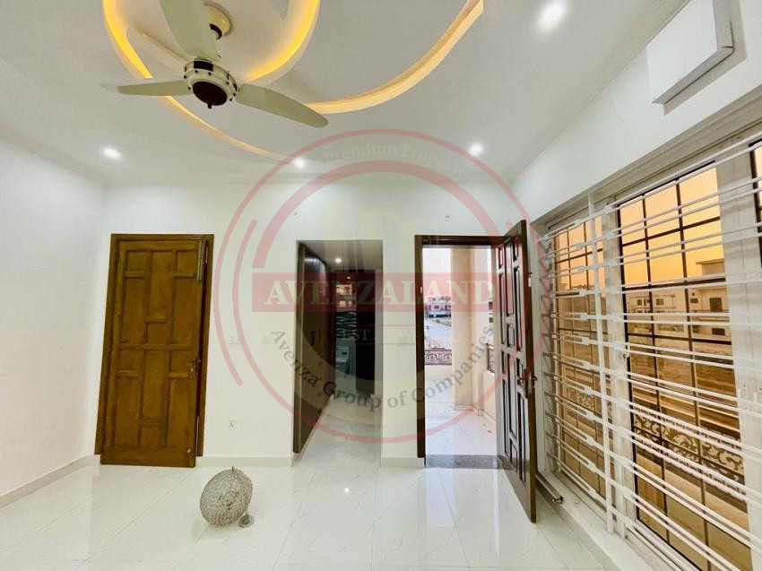 10 Marla House Available For Sale In Bahria Town Phase 8 Rawalpindi