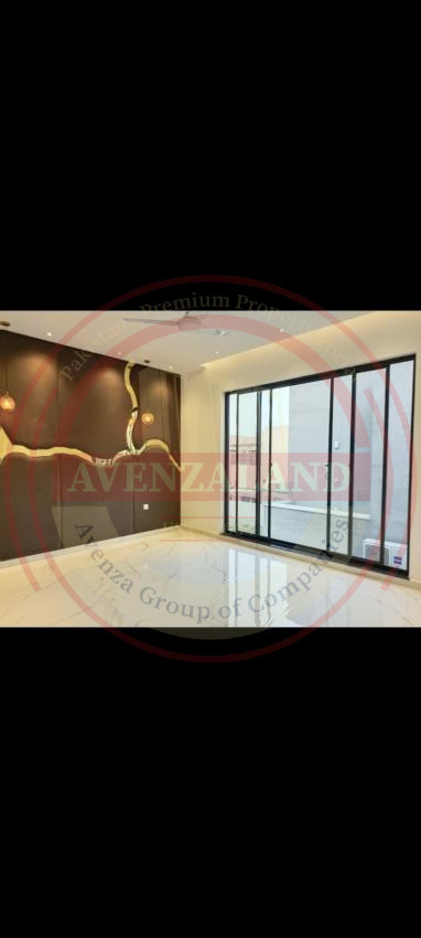 1 Kanal House Available For Sale In DHA Lahore