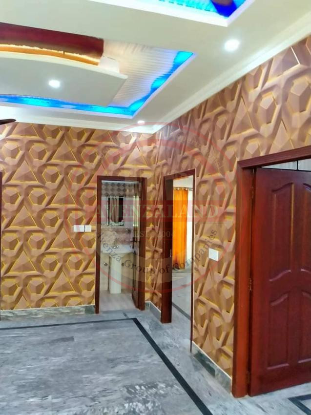 10 Marla House Available For Sale In Central Park Housing Scheme Lahore