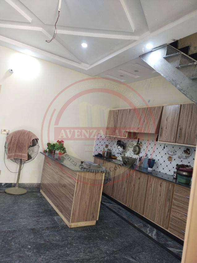 3 Marla House near in Ring Road  Lahore