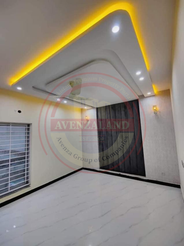 10 Marla House For Sale Sector-C Bahria Town Lahore