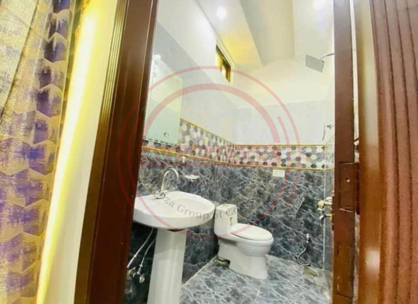 10 Marla House Available For Sale In Central Park Housing Scheme Lahore