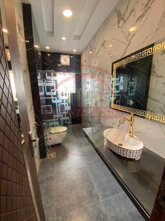 10 Marla House Available For Sale In Bahria Town Phase 2 Rawalpindi