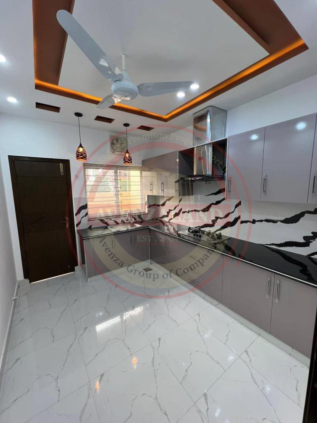 5 Marla House in garden avenue lahore
