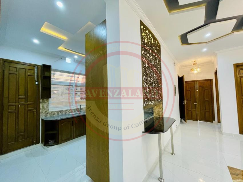 10 Marla House Available For Sale In Bahria Town Phase 8 Rawalpindi