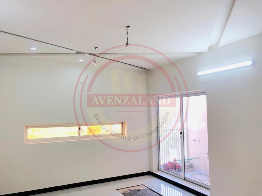 7.5 Marla House Available For Sale In Royal Villas City Faisalabad 