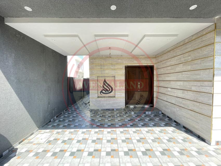 10 Marla House For Sale In Lake City Lahore