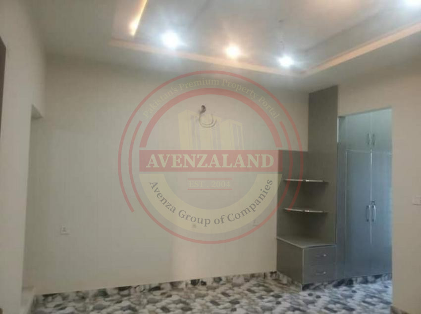 10 Marla House For Sale In Wapda City, Faisalabad