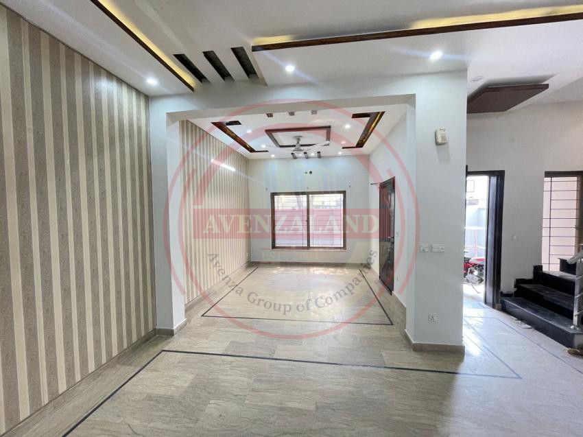 7 Marla House For Sale In Lake City Lahore.