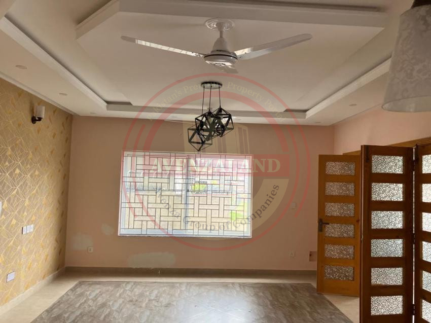 10 Marla House Available For Sale In Bahria Town Phase 8 Rawalpindi