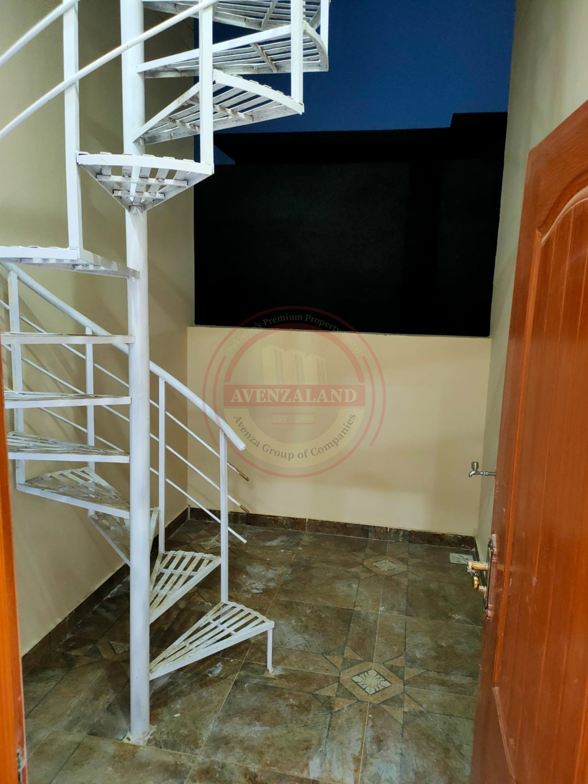 10 Marla Beautiful Double Story House For Sale In Multan