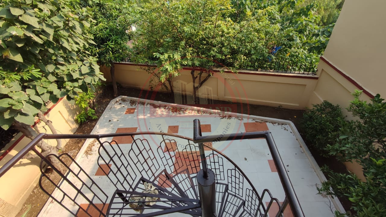 13 Marla House For Sale In Bahria Town Rawalpindi.