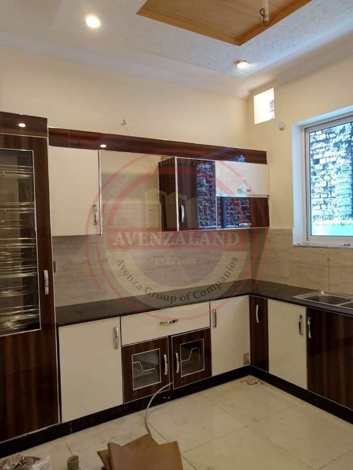 10 Marla House For Sale In Peshawar 