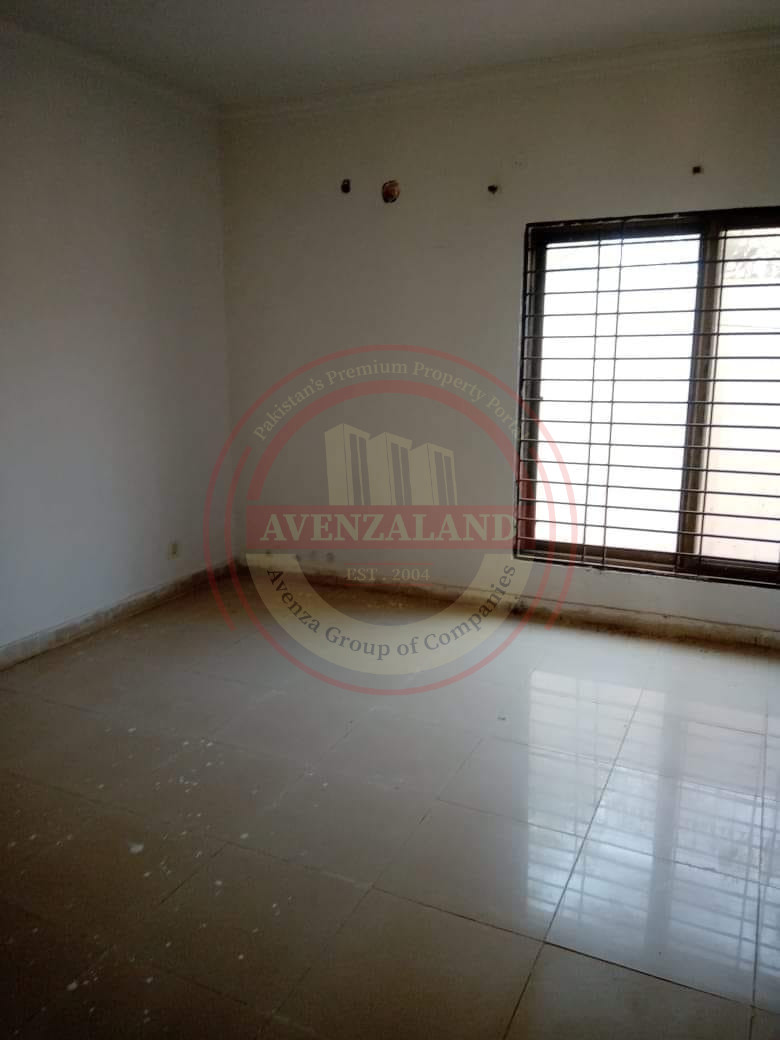 8.5 Marla Beautiful Double story House  For Rent  In Multan