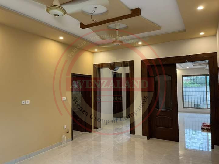 10 Marla House For Sale In Wapda Town Phase 2, Multan