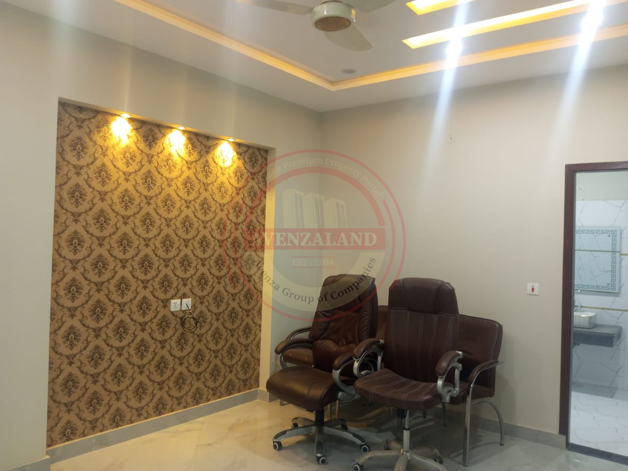 5 MARLA HOUSE FOR SALE IN ZIKRIYA TOWN MULTAN