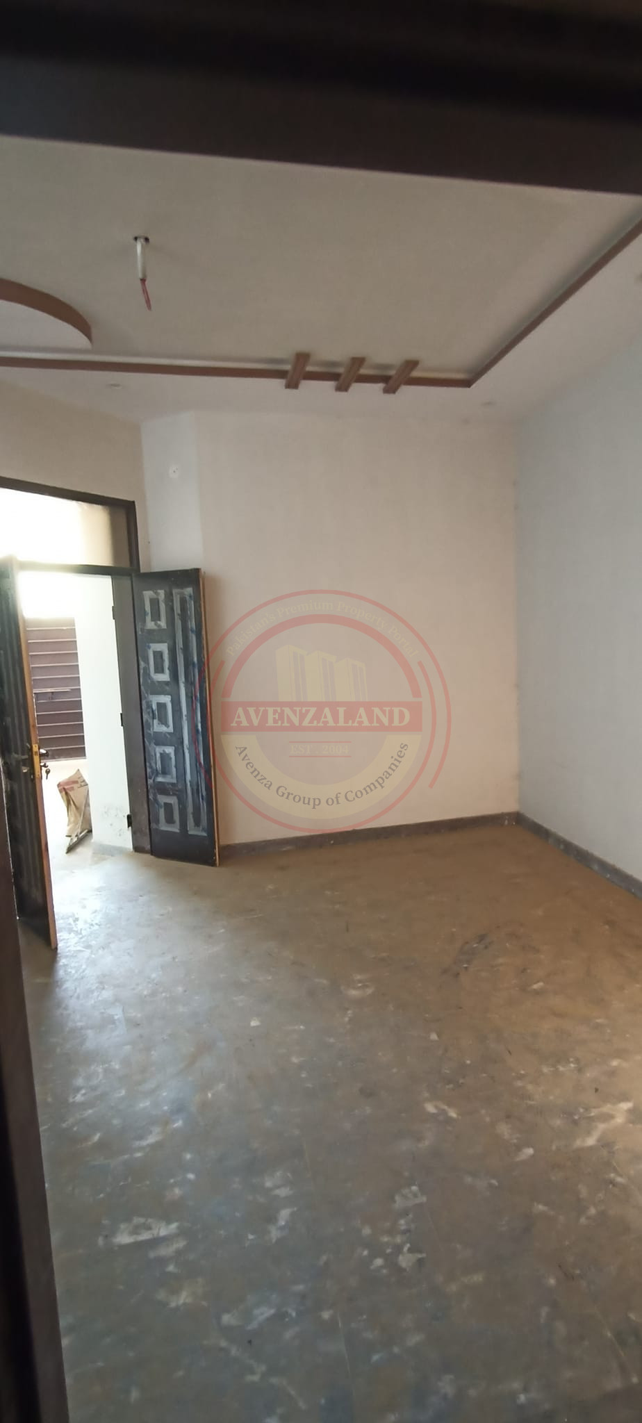 3.5 Marla house available for sale near police line MDA chowk