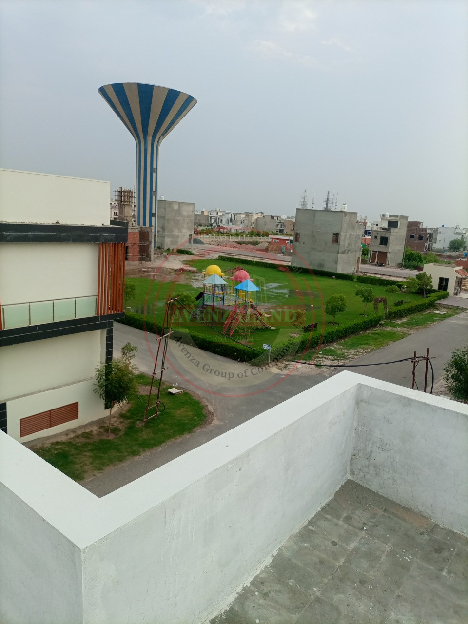 5 MARLA HOUSE FOR SALE MODEL TOWN ROAD BAHADARPUR MULTAN