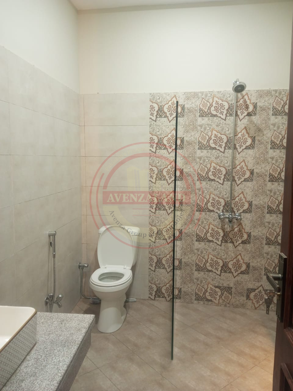 5 MARLA HOUSE FOR SALE IN ROYAL ORCHARD MULTAN