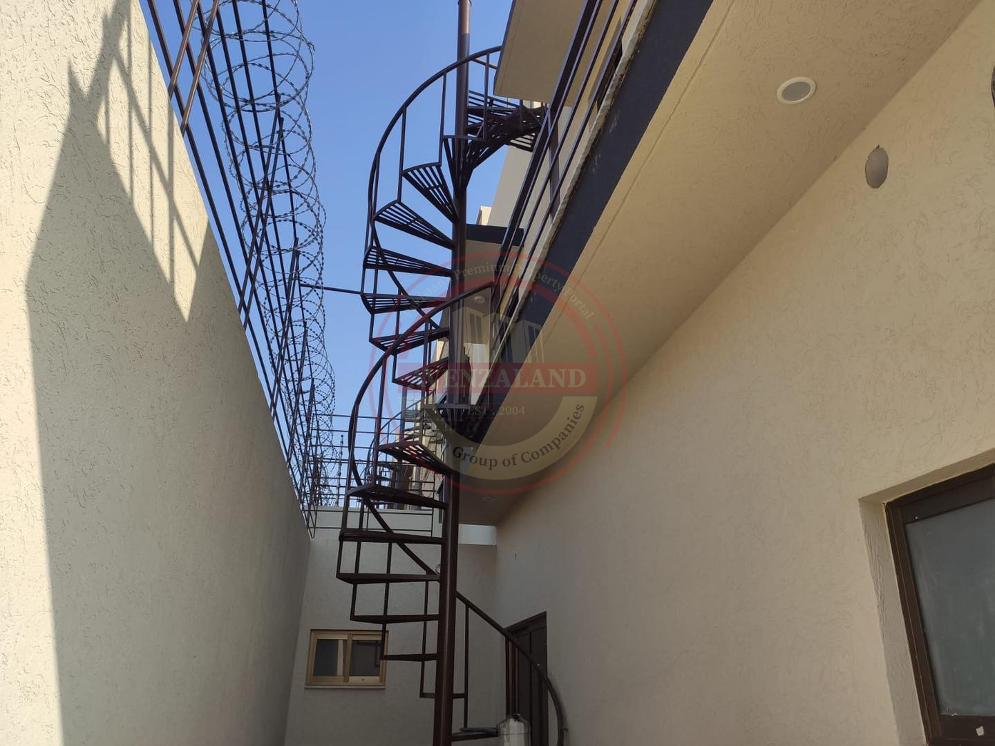 10 Marla House For Sale Bahria Phase-8 Rawalpindi