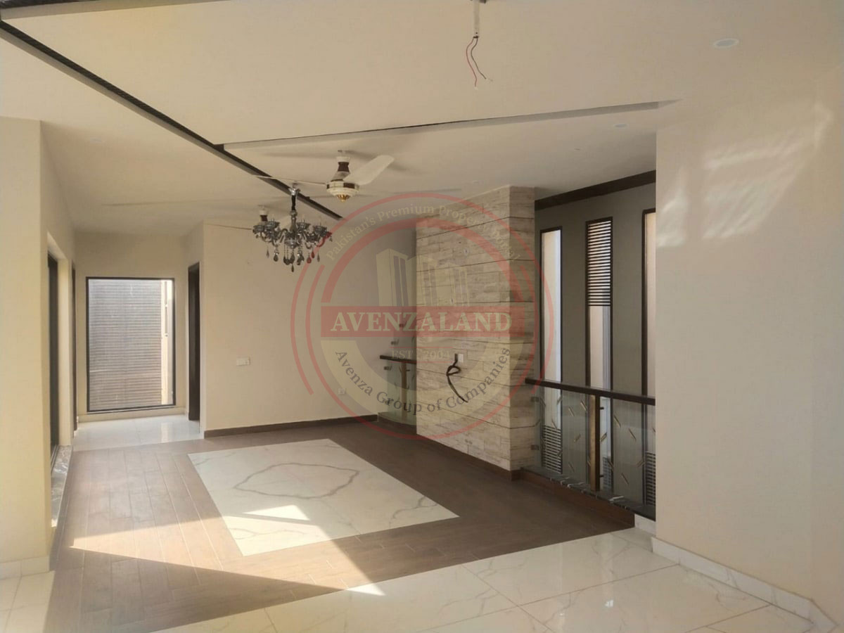 11 Marla House for Sale in Eden Valley, Faisalabad