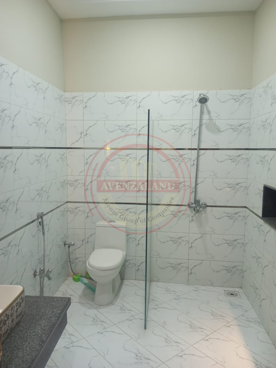 5 MARLA HOUSE FOR SALE IN ROYAL ORCHARD MULTAN