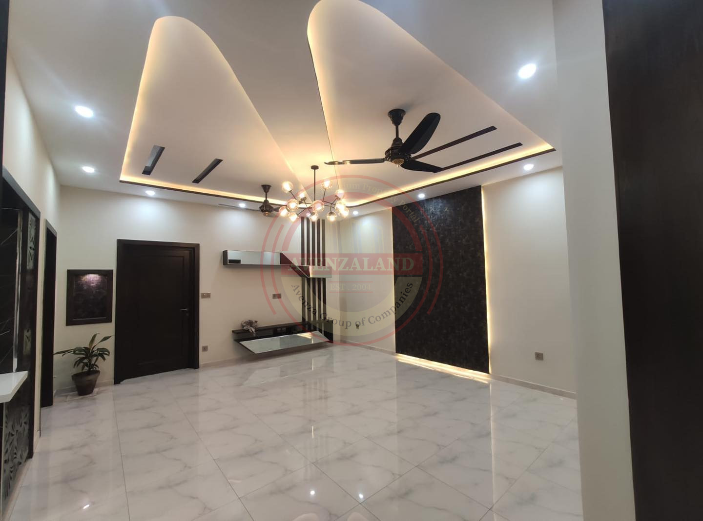 10 Marla House For Sale Bahria Phase-8 Rawalpindi