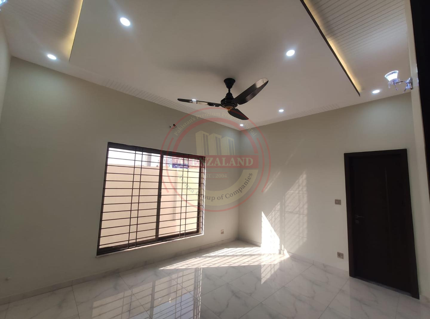 10 Marla House For Sale Bahria Phase-8 Rawalpindi