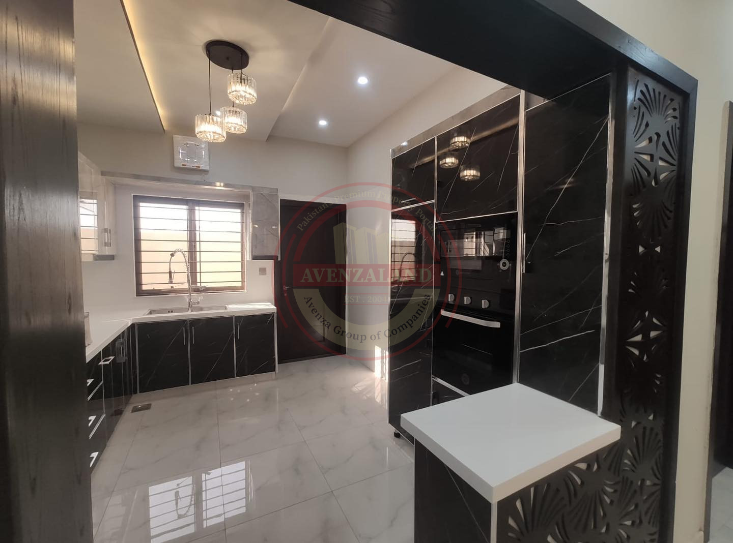 10 Marla House For Sale Bahria Phase-8 Rawalpindi