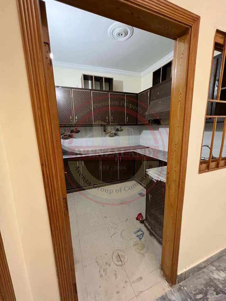 5 Marla plaza for sale Gulzar e Quaid railway road Rawalpindi