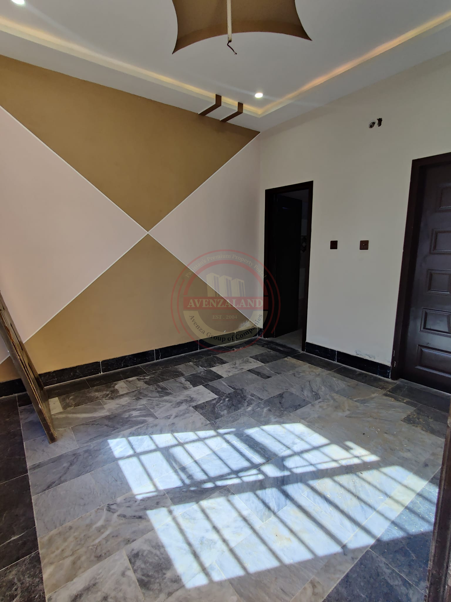 3 Marla House For Sale In Bhukhari Colony, Multan.