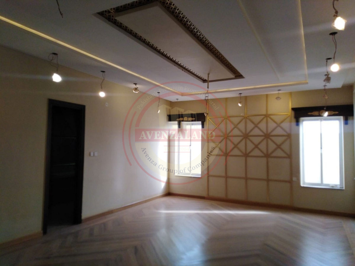 1 Kanal House for Sale in Abdullah Gardens Canal Road, Faisalabad