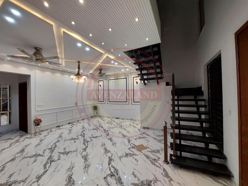 10 Marla House For Sale In Wapda City Faisalabad