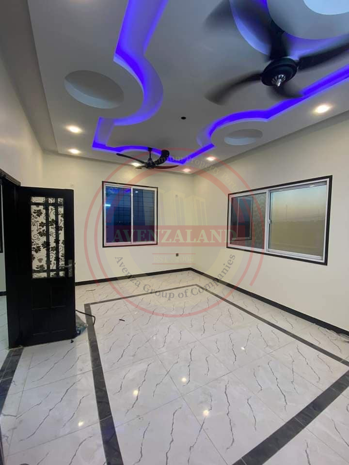 7 Marla House in Gulistan E johar Block 9A Karachi
