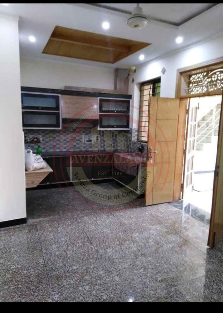 1 kanal house for sale Royal Orchard Multan