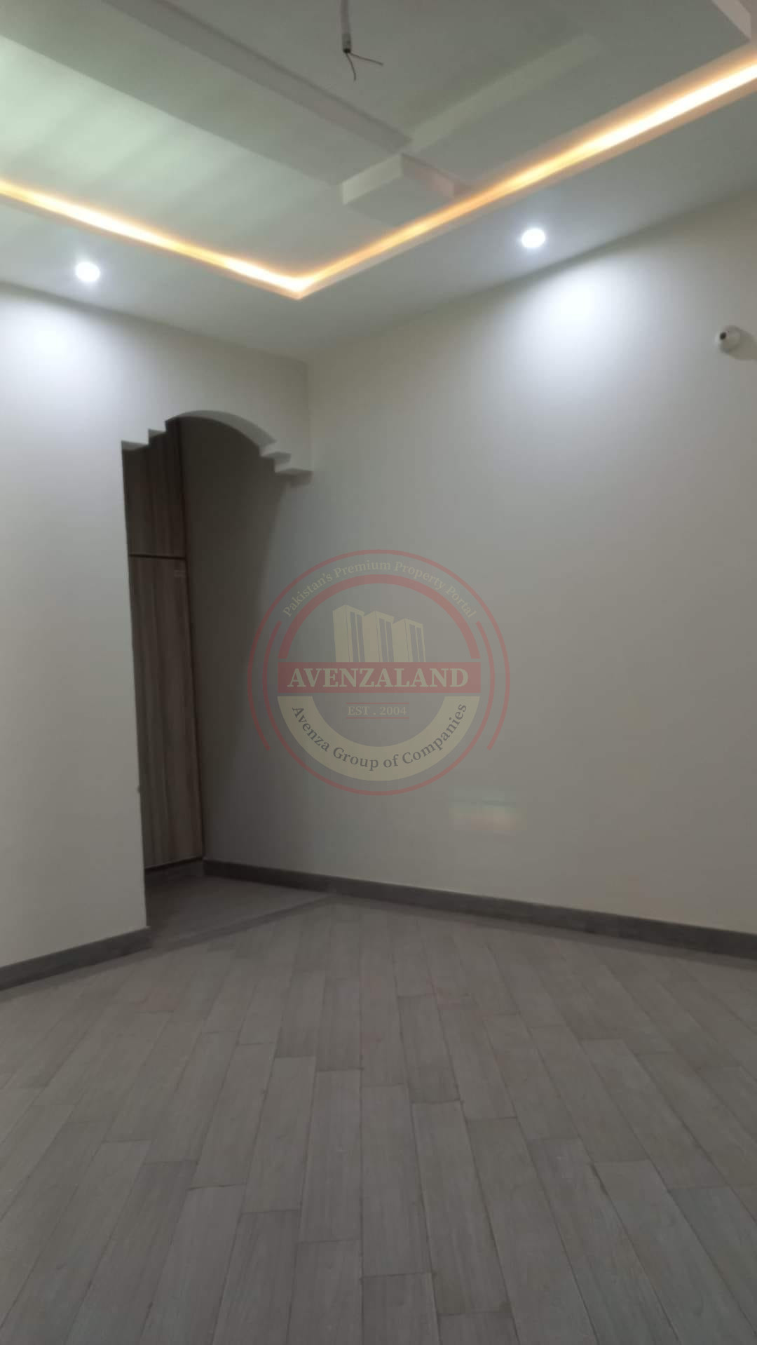 6 Marla Double Story Corner House Available For Sale In Bahadurpur Near BZU Gate