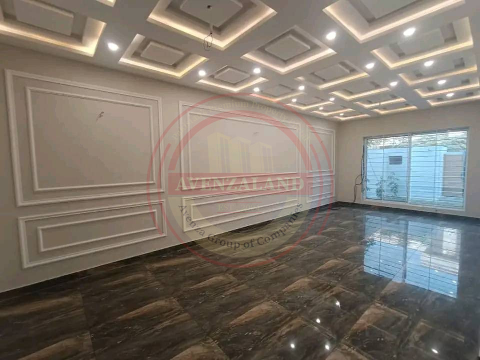 10 Marla house for sale in zikriya town Multan 