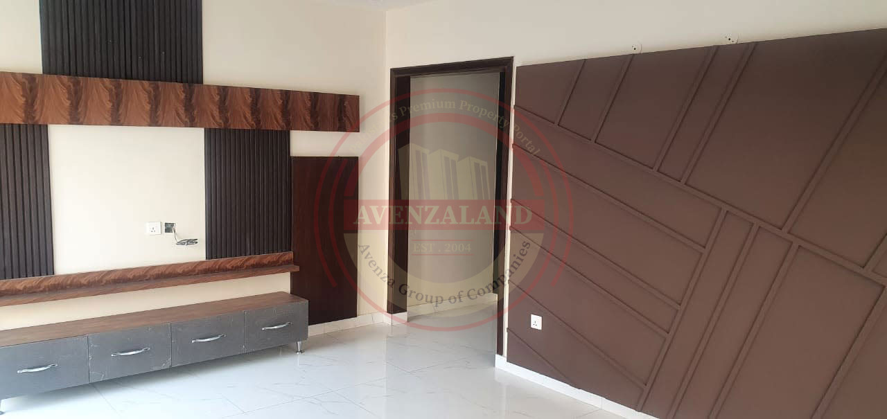 11 Marla House for Sale in Eden Valley, Faisalabad