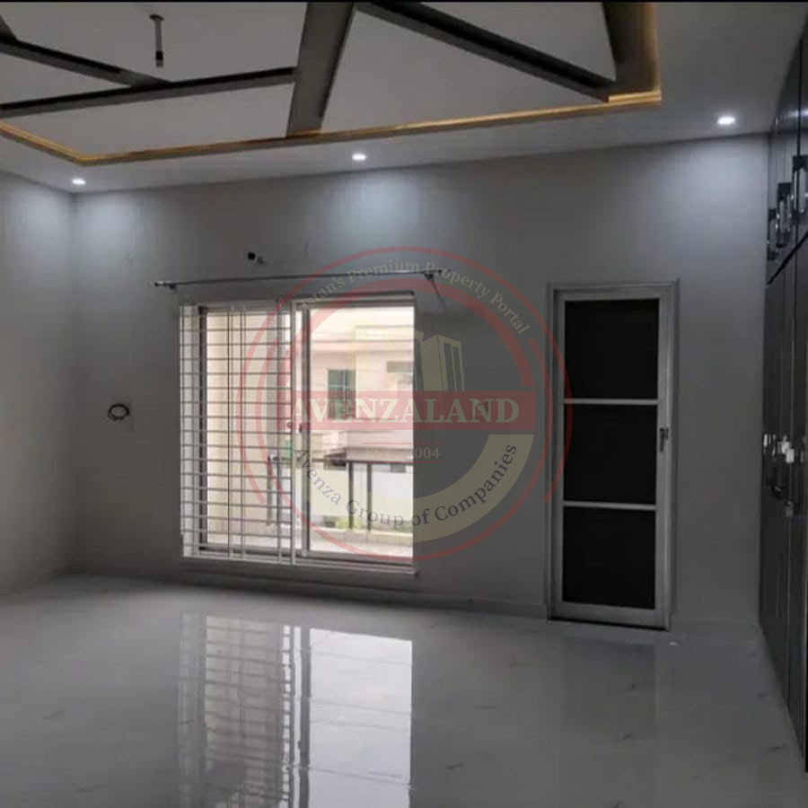 10 Marla House for Sale in Ghullam Muhammad Abad Colony, Faisalabad 