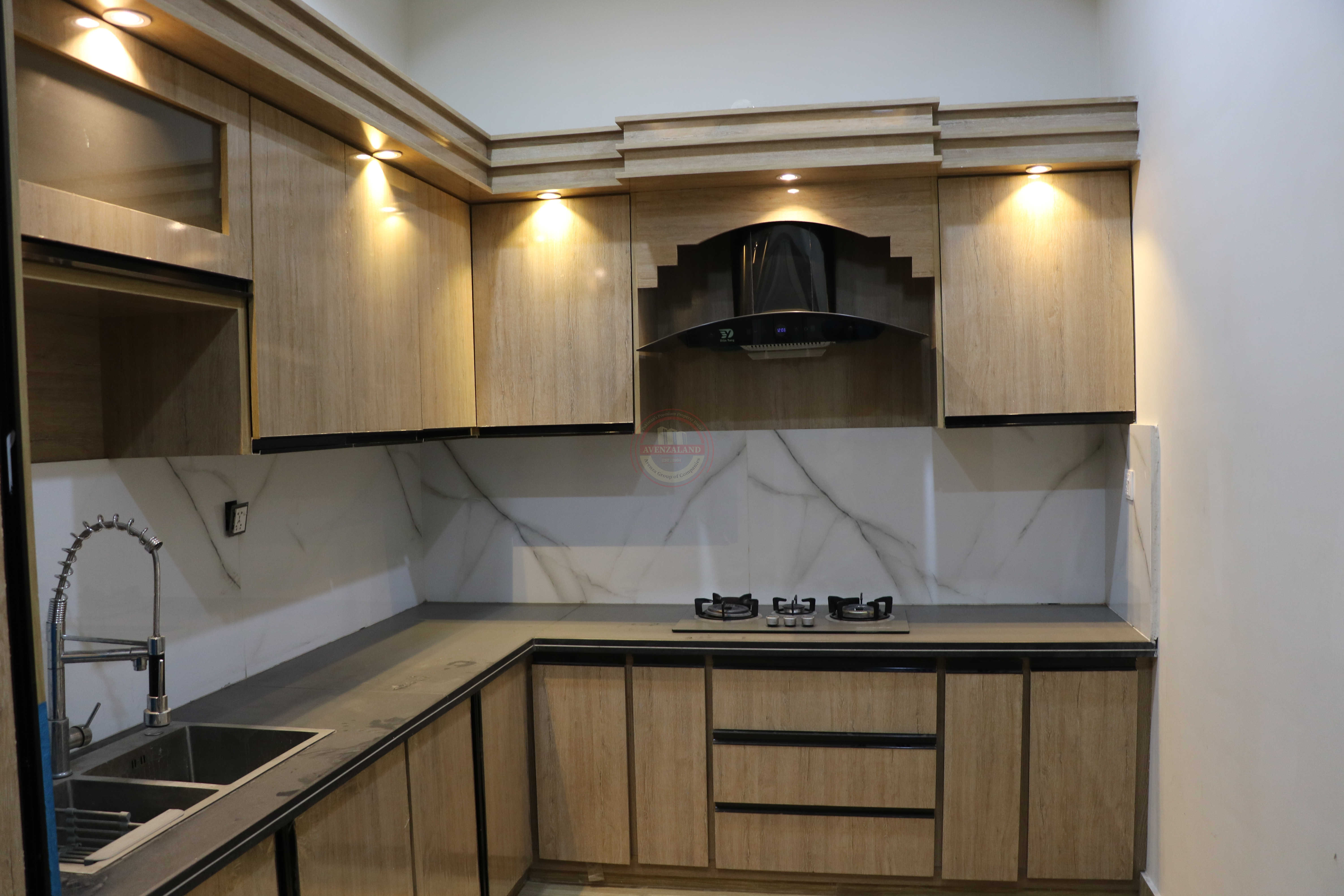 6 MARLA HOUSE FOR SALE IN ZIKRIYA TOWN MULTAN