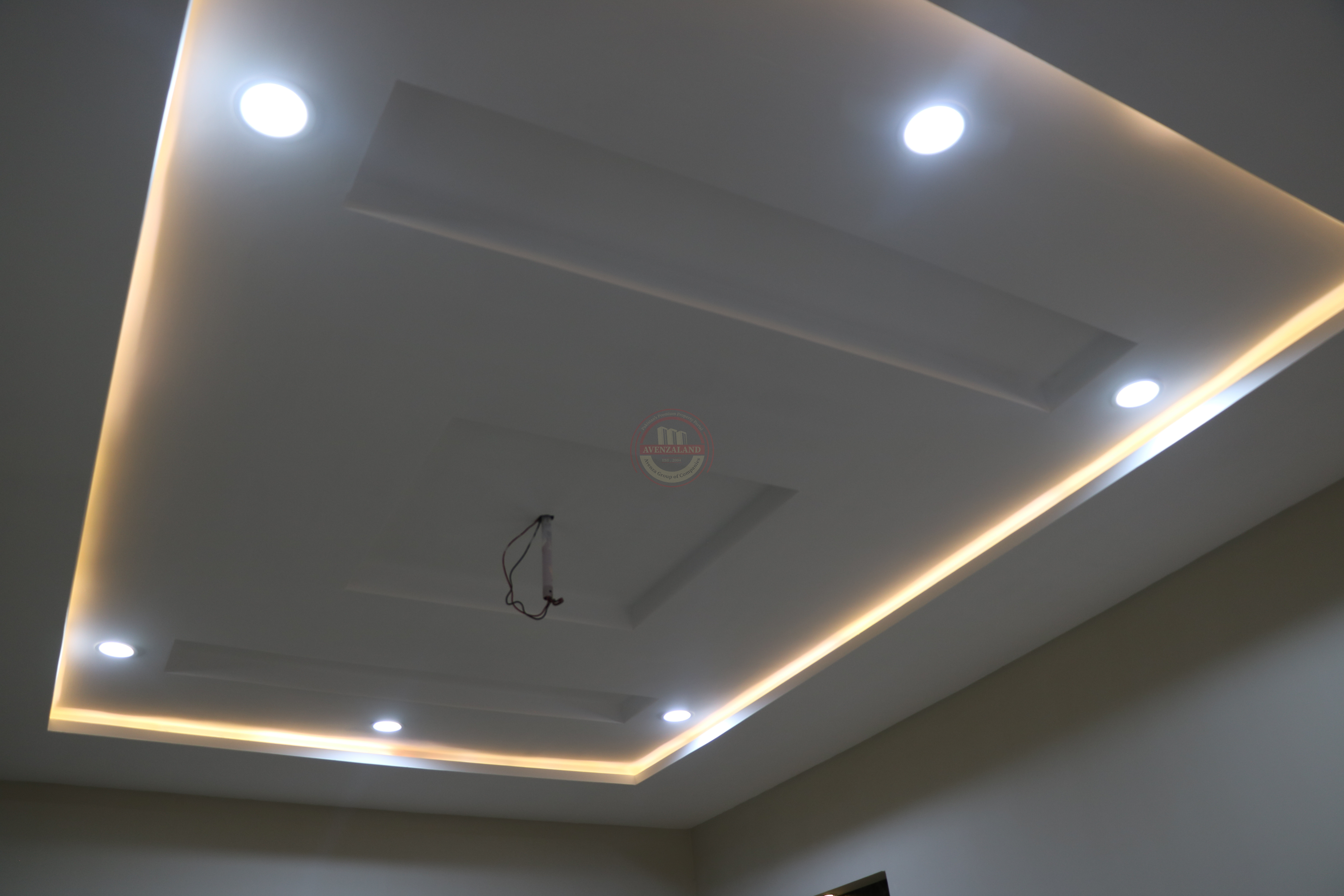 10 MARLA HOUSE FOR SALE IN MODEL TOWN MULTAN