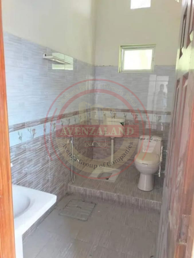9 Marla House for Sale in New Nazimabad, Faisalabad 