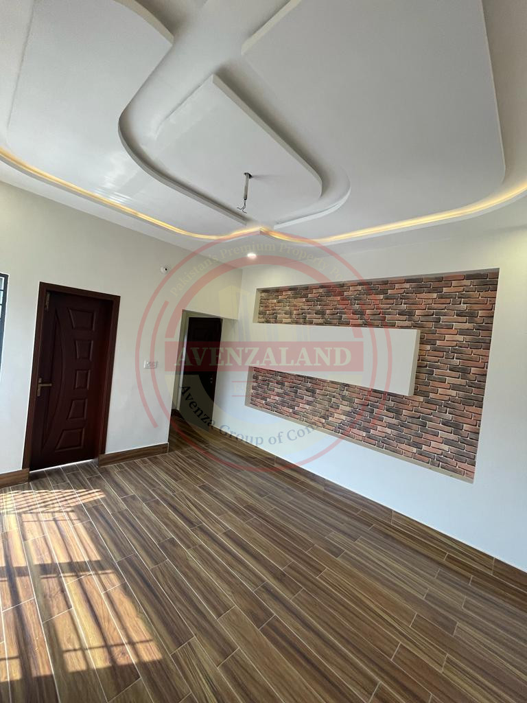 10 MARLA HOUSE FOR SALE IN MODEL TOWN MULTAN