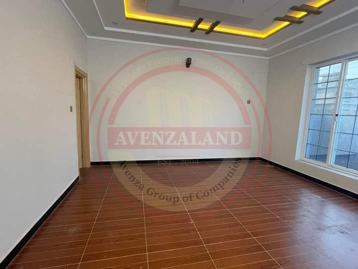 10 Marla House For Sale In Regi Model Town Peshawer