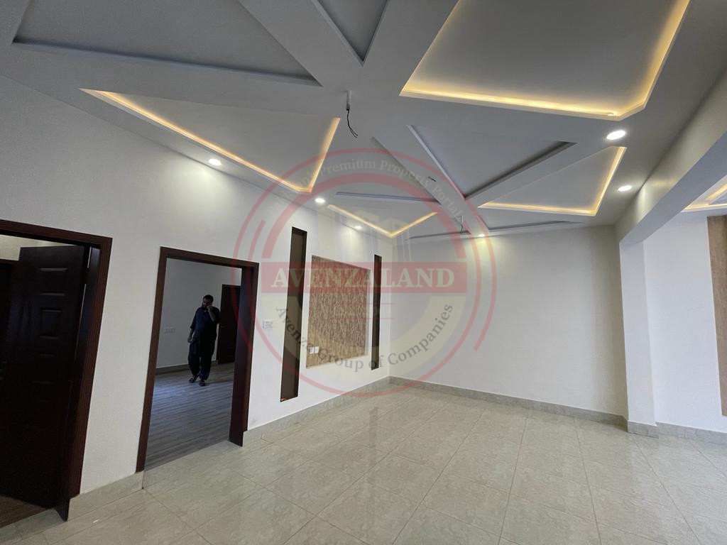 5 MARLA HOUSE FOR SALE MODEL TOWN ROAD BAHADARPUR MULTAN