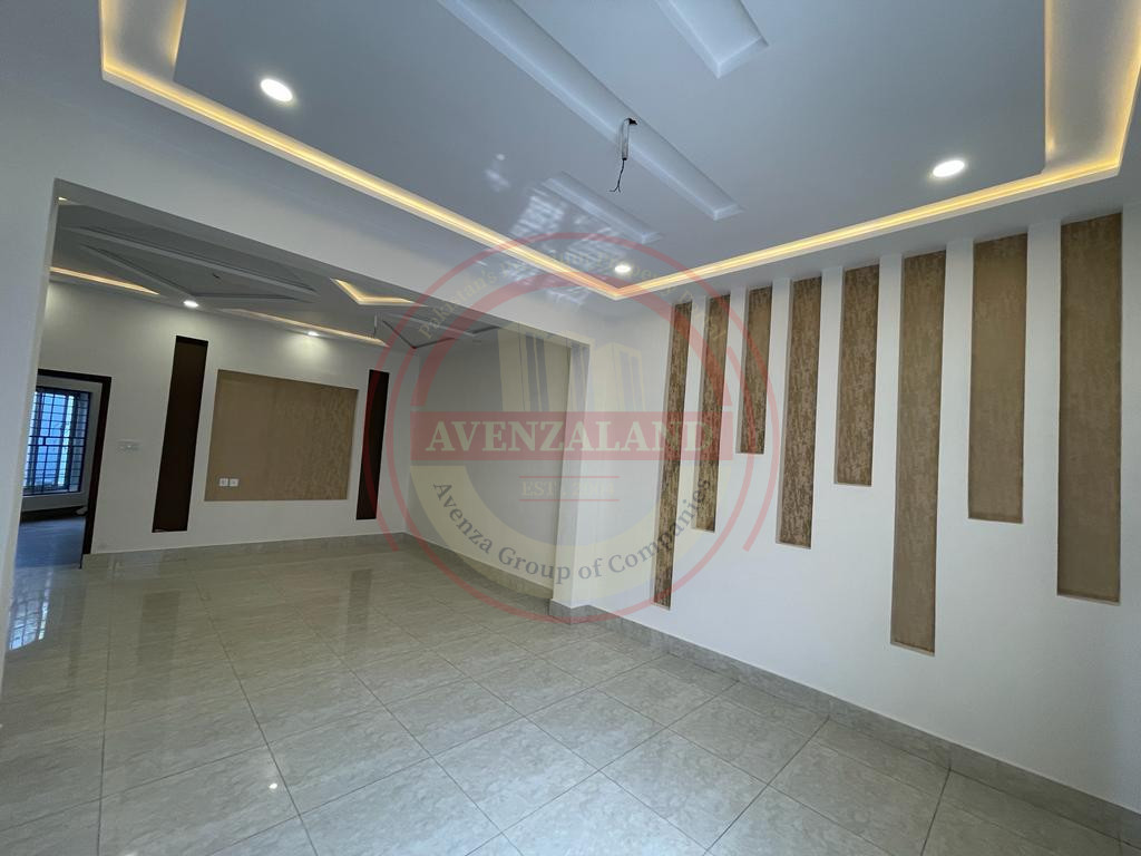 5 MARLA HOUSE FOR SALE MODEL TOWN ROAD BAHADARPUR MULTAN